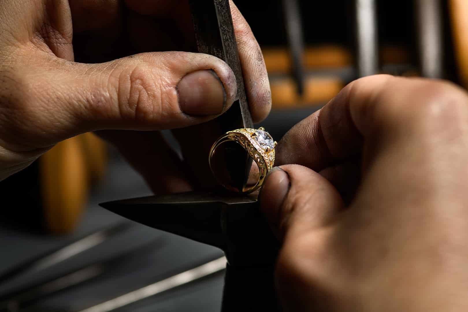 výroba prsteňa v dielni Kamea Diamonds