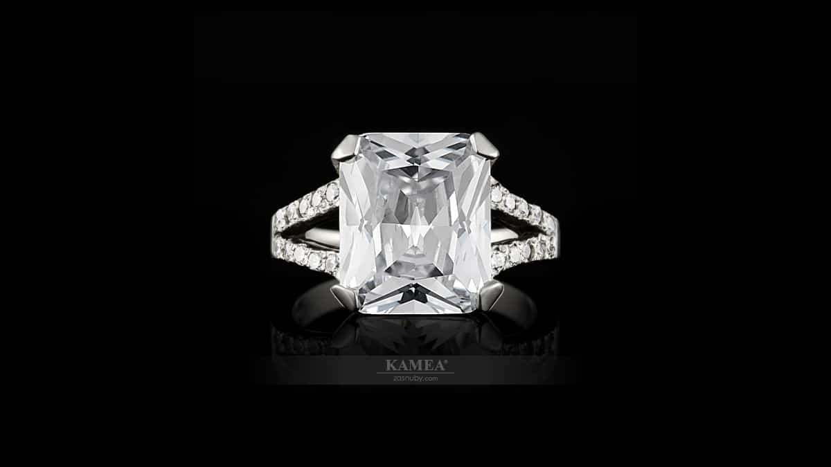 Radiant (žiarivý - obdĺžnikový) diamant osadený do prsteňa | Classic collection x6ZPP